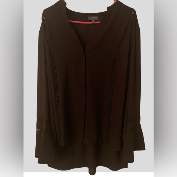 The Limited Black slightly sheer w/ Bell sleeve blouse. Size 1X - Picture 1 of 5